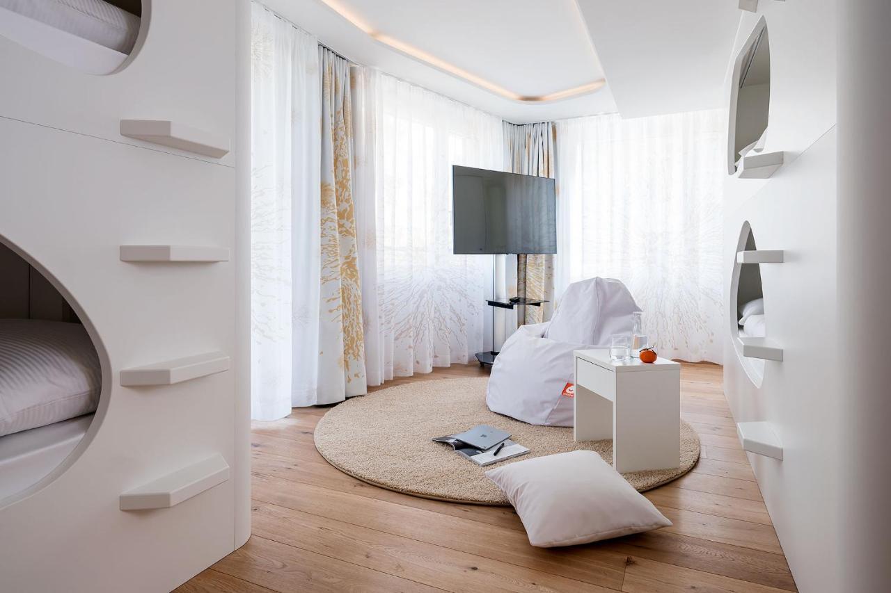 Neuro Campus Hotel Vitznau Luaran gambar